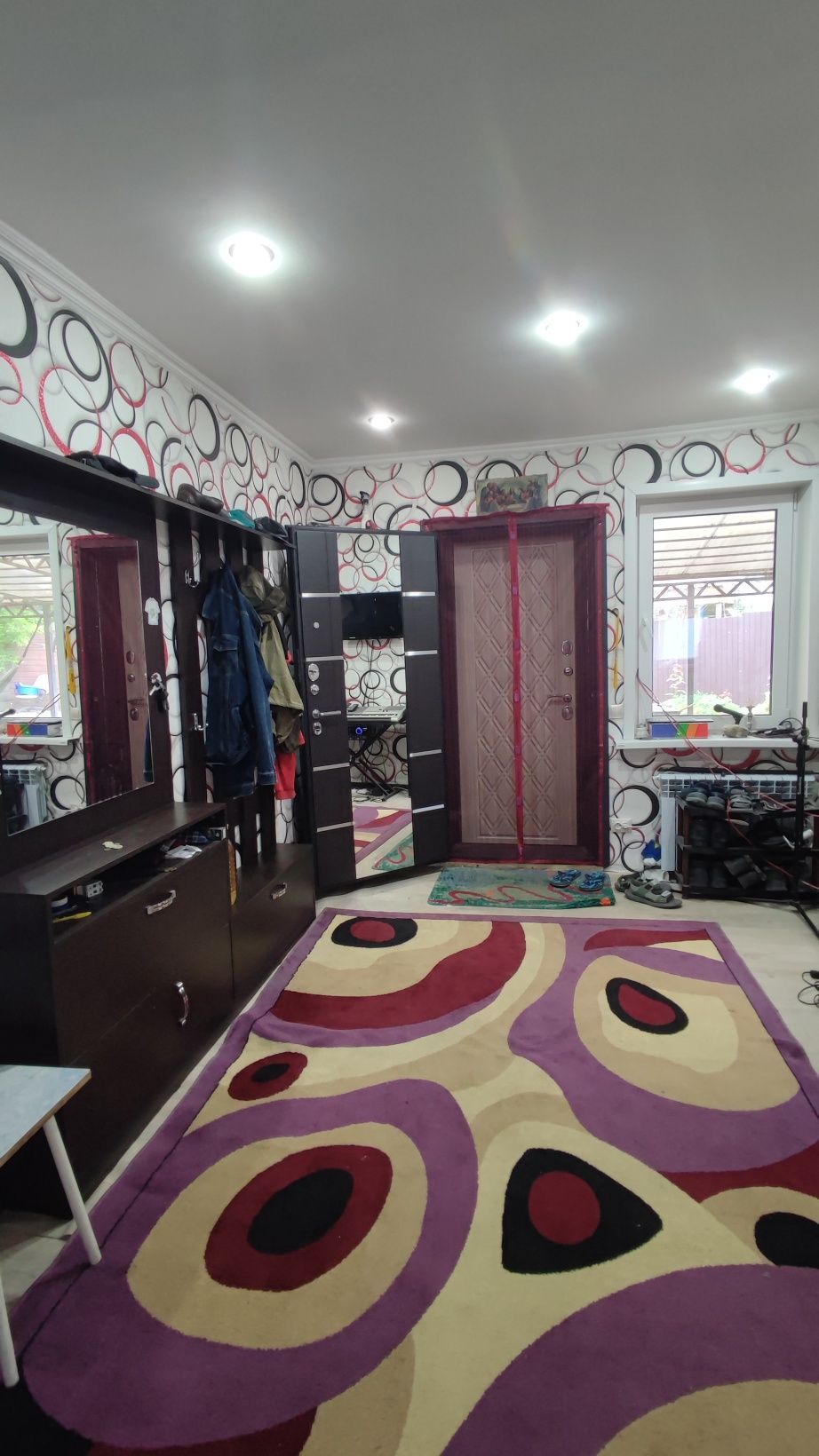 Продам 3 комнатный дом, 65 кв, район 17 школы.