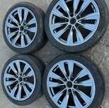 Диски с резиной на BMW E32, 34, 60 F10 R18