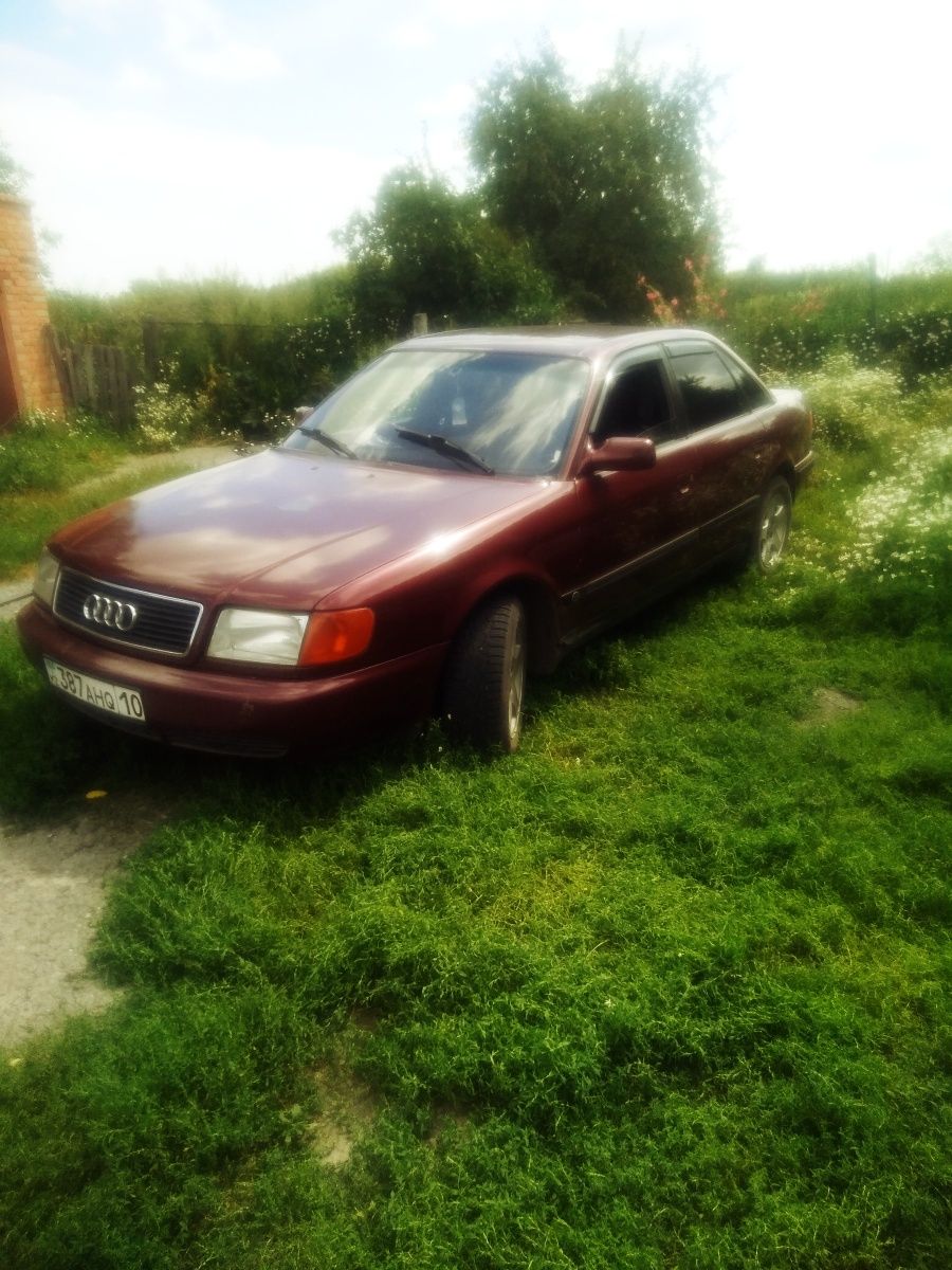 Продам Ауди c 4  100 2.8 объем