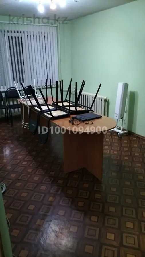 Офис в Аренду / мкр. Строитель