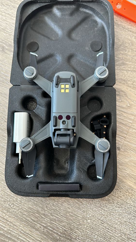 Продам Дрон DJI Spark