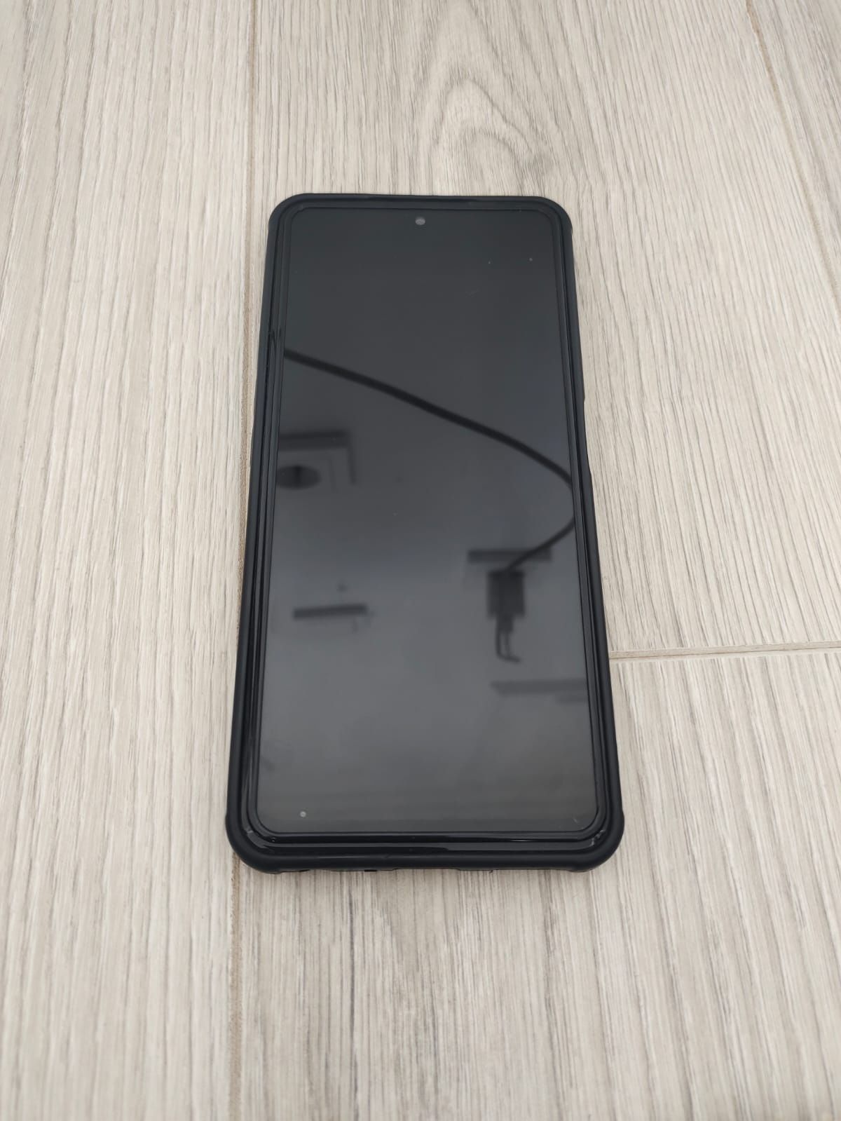Oppo A98 5G в хорошем состояние