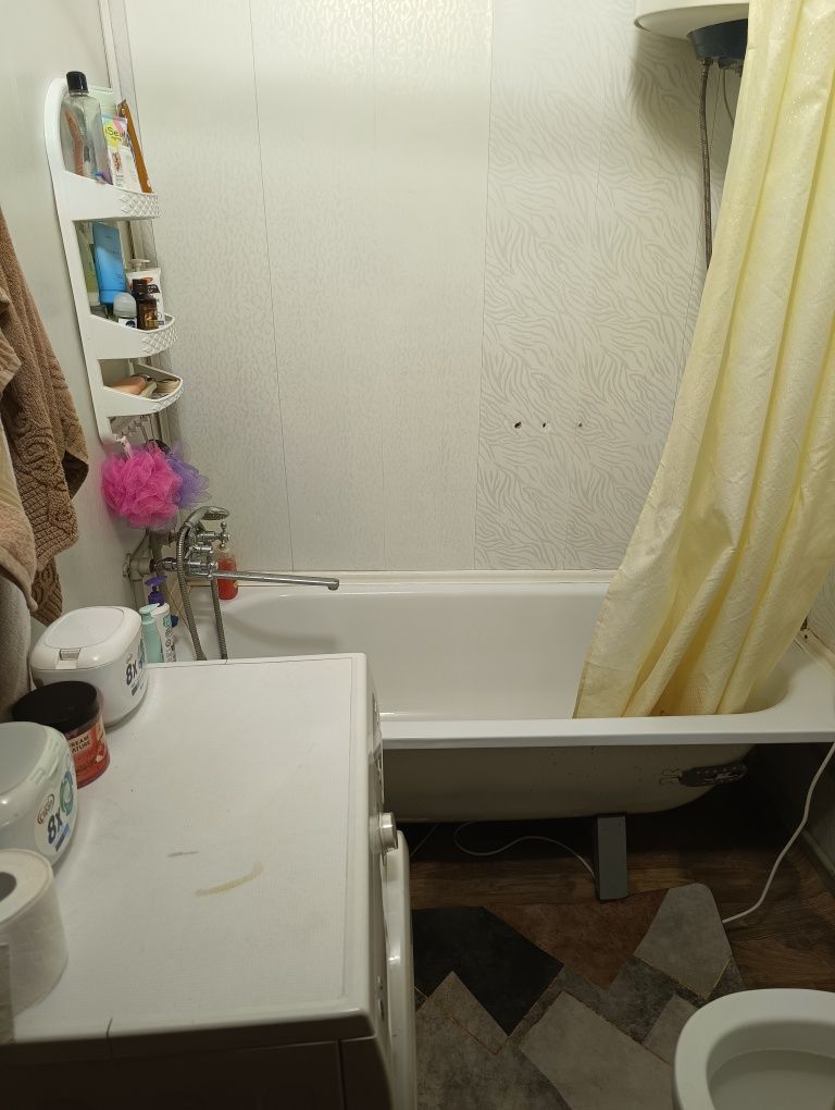 Продам 2-х комнатную квартиру в п. Белоусовка