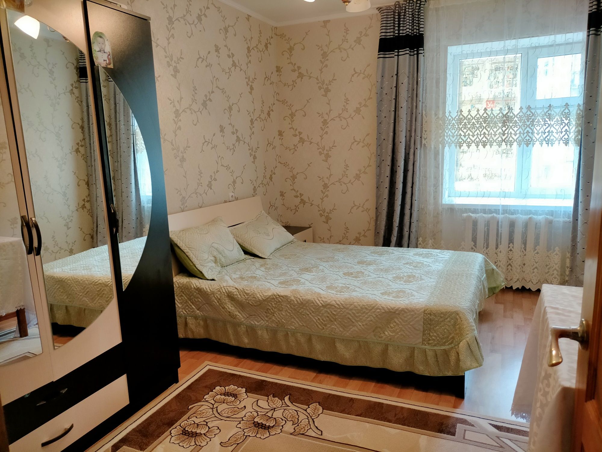 продам 2х комн квартиру по Маясова 27!