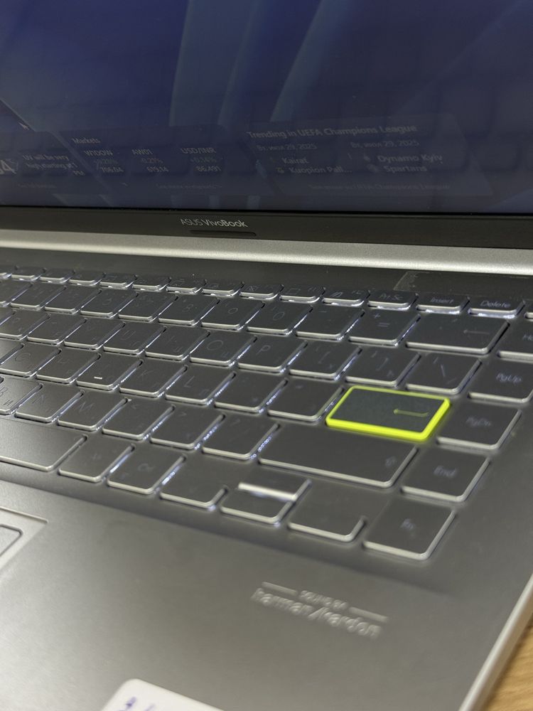 Asus Vivo Book intel core i5-11