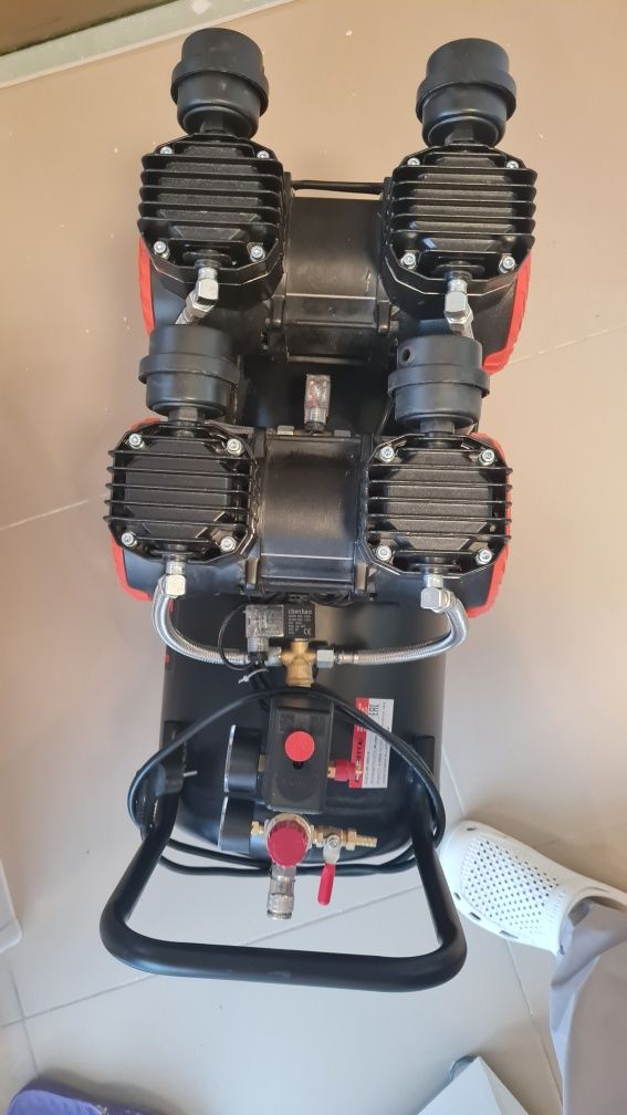Компрессор безмасляный Magnetta BW1500H2-50