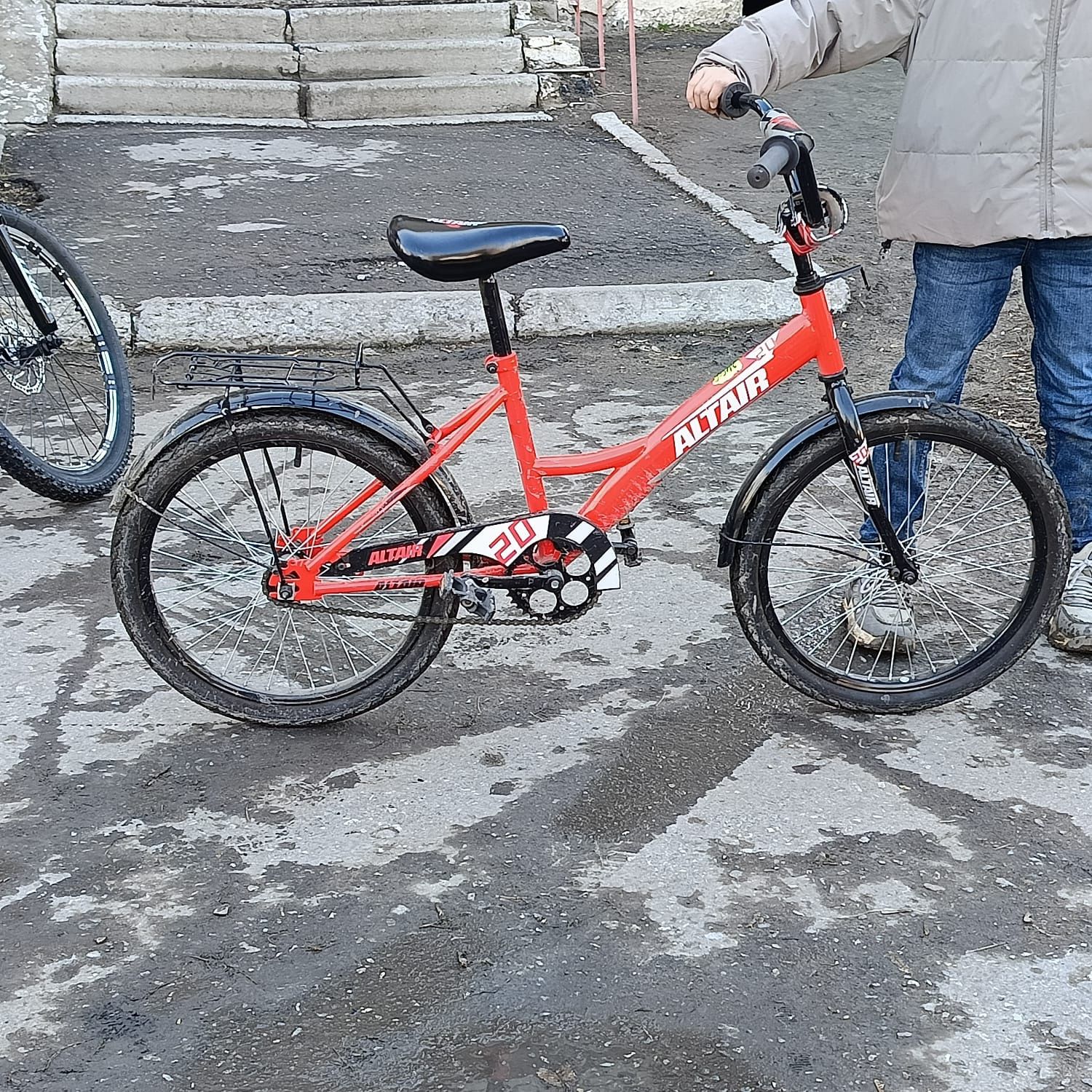 Продам велосипед на возраст 7-11 лет
