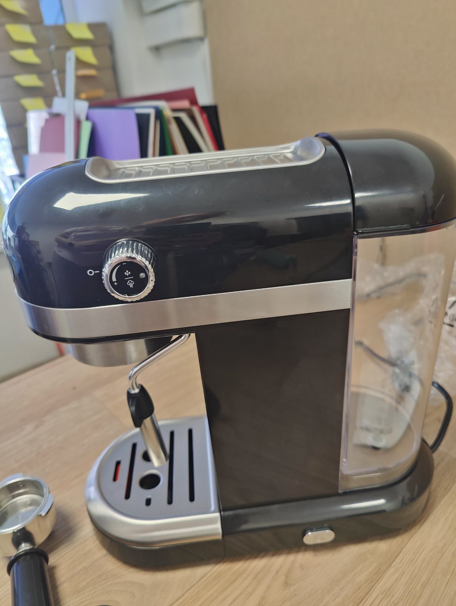 Кофеварка Zemler ZCM7295 новая.