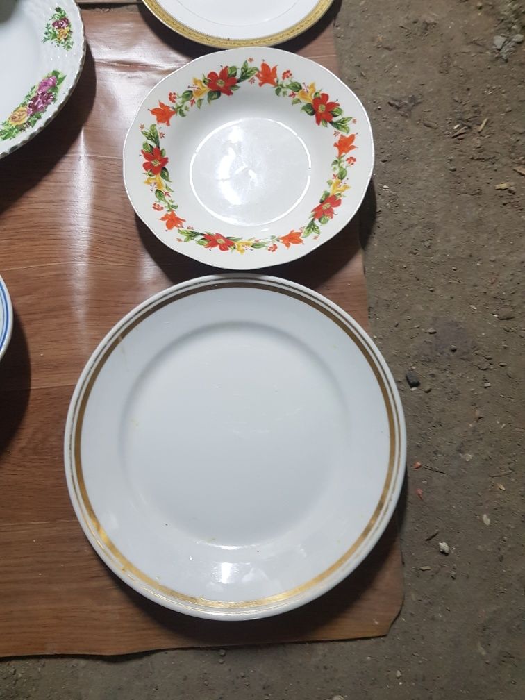 Продам тарелки не глубокие и глубокие от 500тг