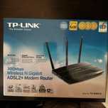 TP-LINK Archer VR400 черный беспроводной роутер