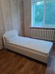 Продам горку,тәмбу с зеркалом,шкаф для одежды,кухонный стол.