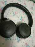 Продам наушники JBL