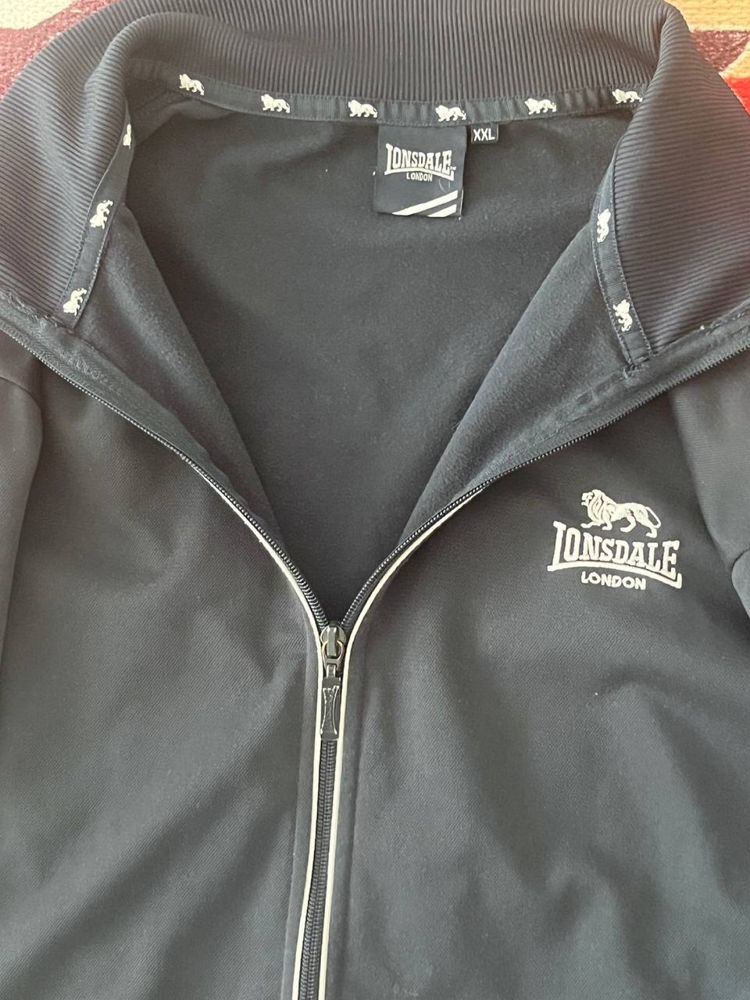 Lonsdale.