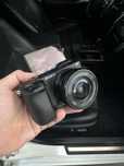 Продам камеру Sony a6400, с базовым объективом. Комплектте есть зарядь