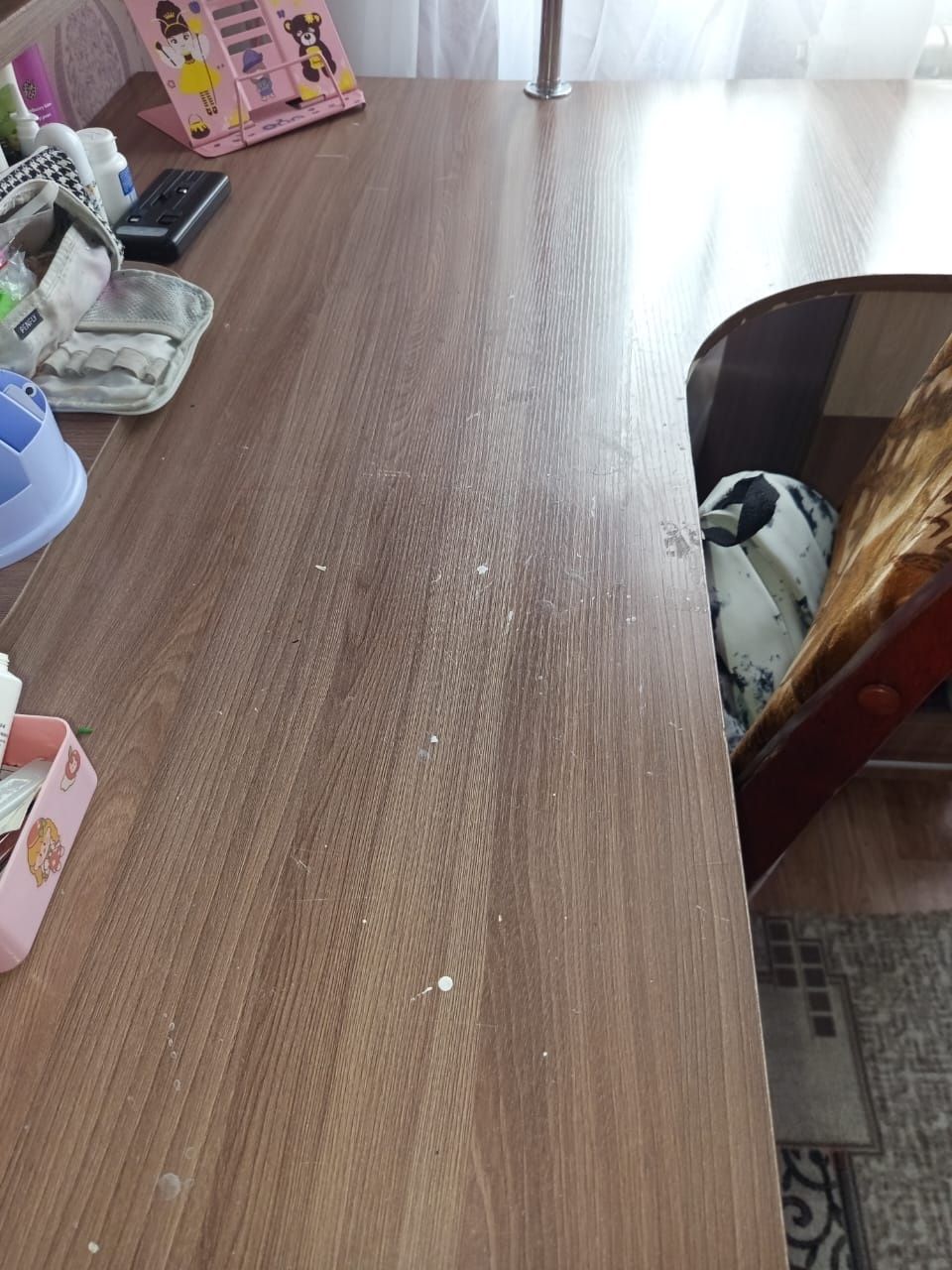 Продам угловой компьютерный стол