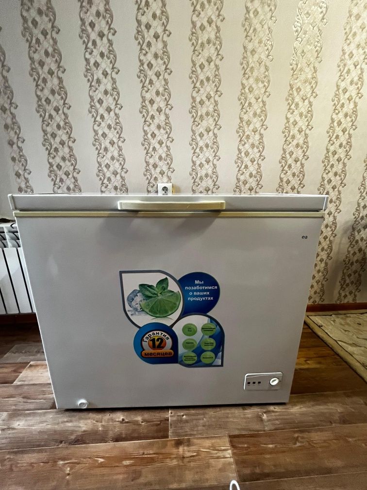 Морозильная камера ..Midea