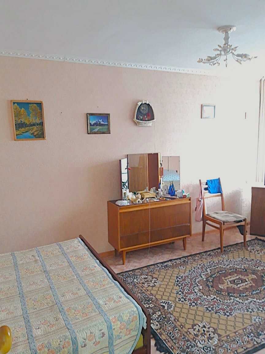 3-комн.кв. ул. Потанина, р-н магазина Московский, 61 кв.м. ПРОДАМ