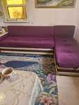 Продаётся  диван угловой 2,70×1,60м, кухонный стол 1,80×90 м,4 стулья.