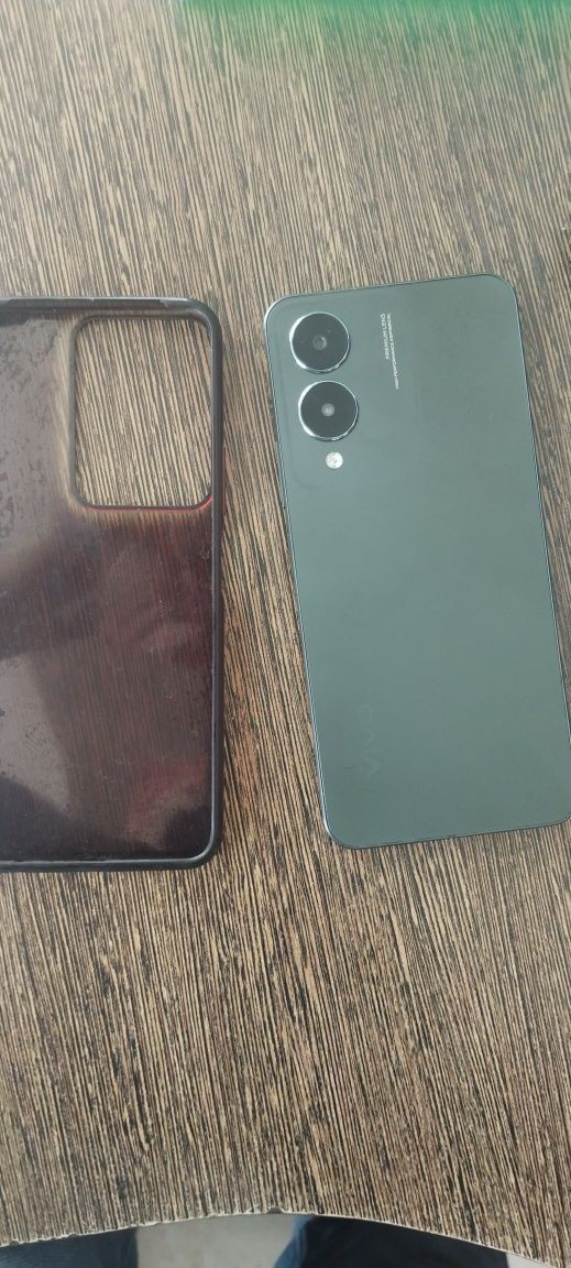 Продам VIVO Y17S.