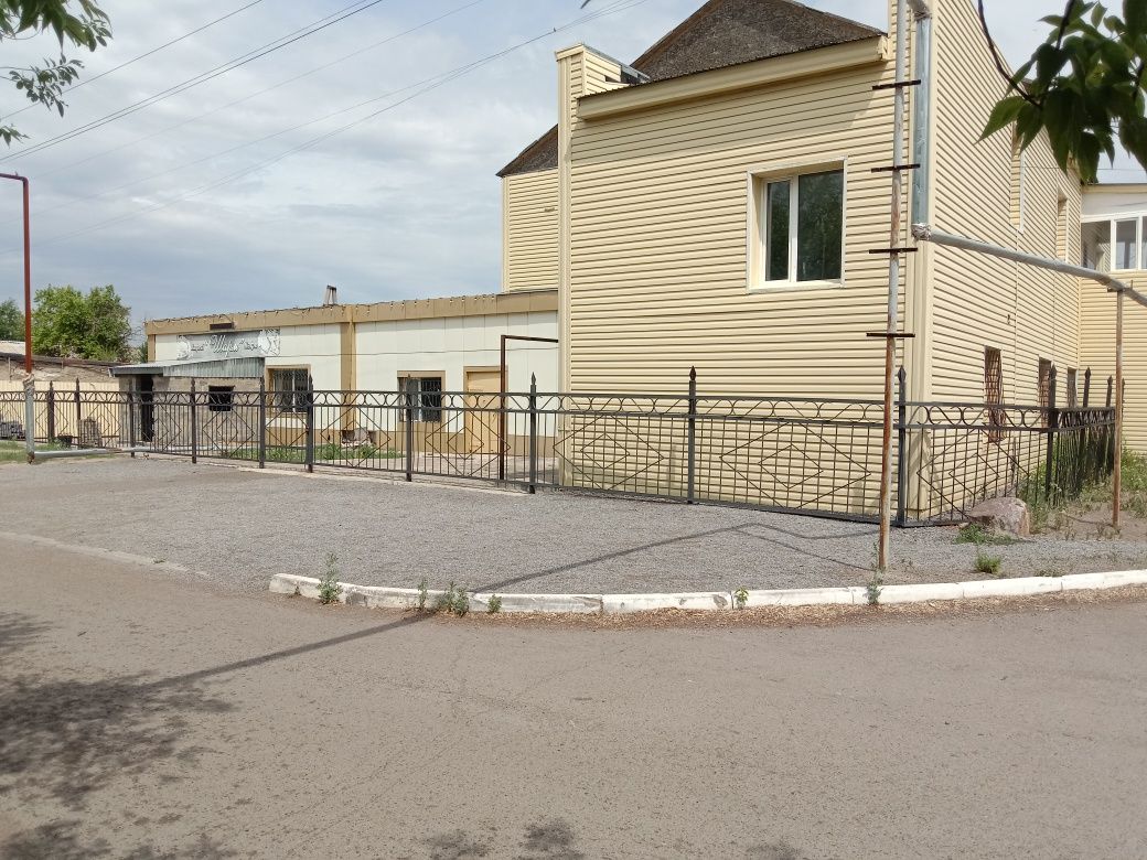 Продам здание в Абае под любой вид деятельности