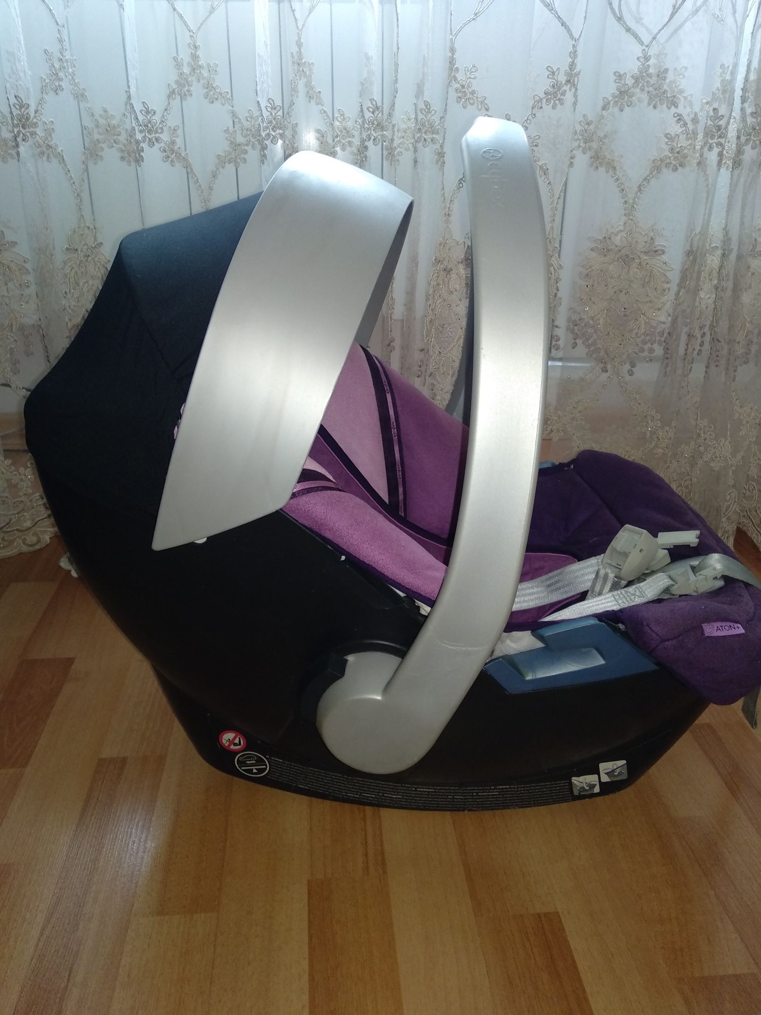 Продам автолюльку. Cybex