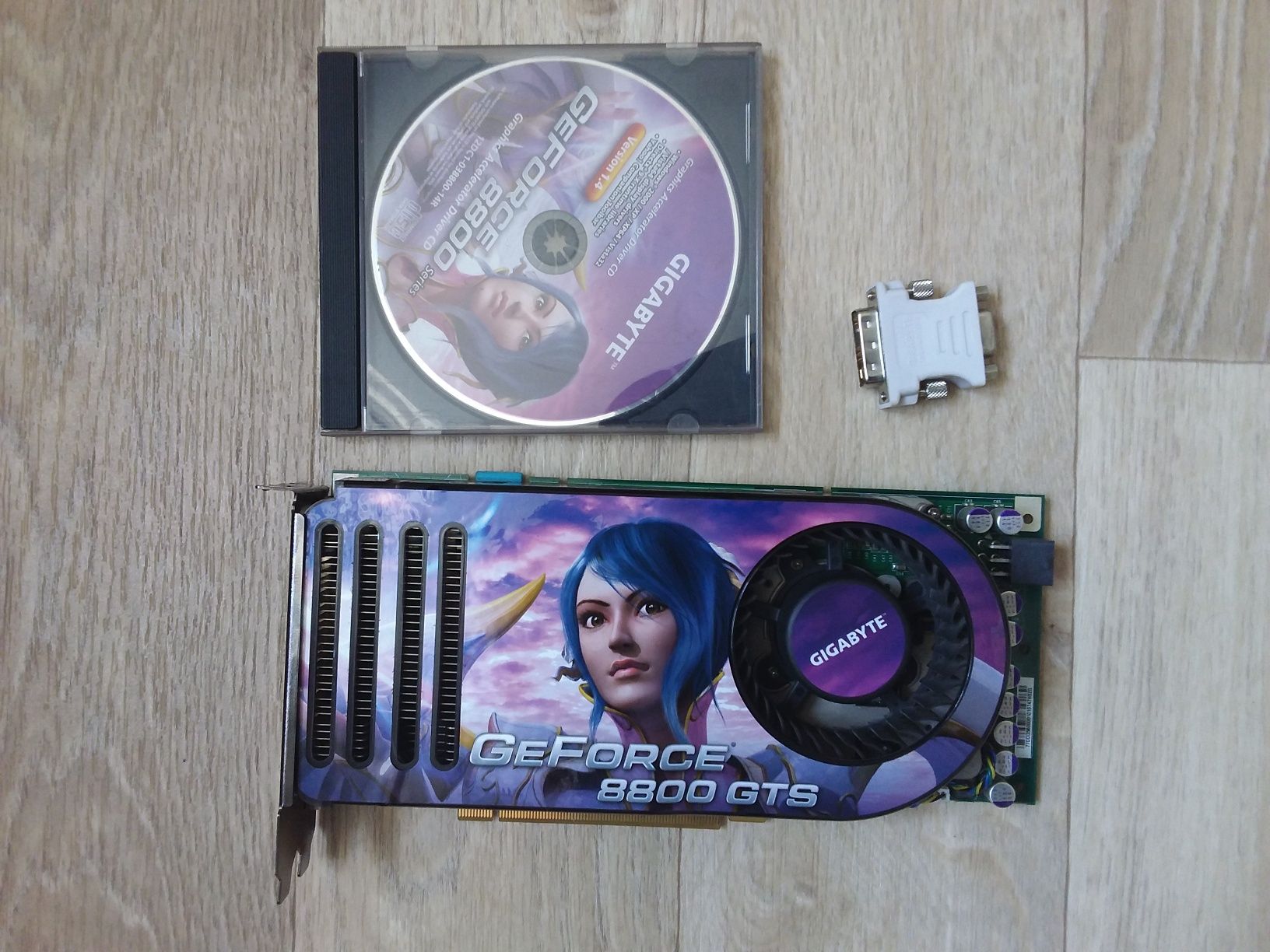 Видеокарта GIGABYTE GeForce 8800 GTS