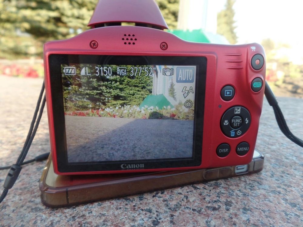 Продаю в хорошем состоянии Canon Powershot SX400