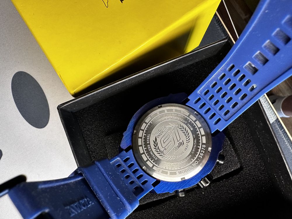 Часы Invicta Rally S1
