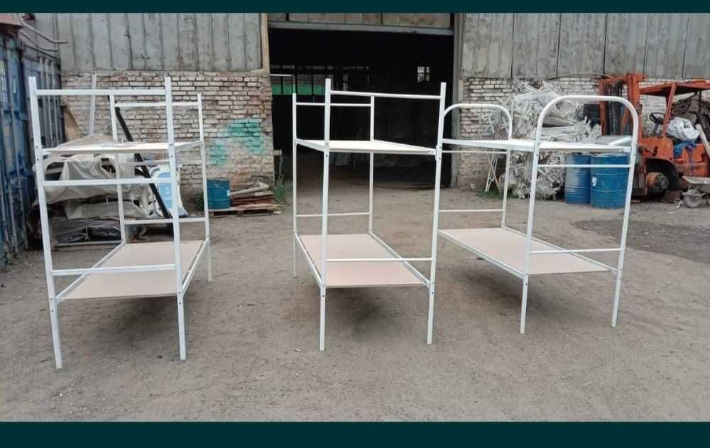 Металлическая кровать