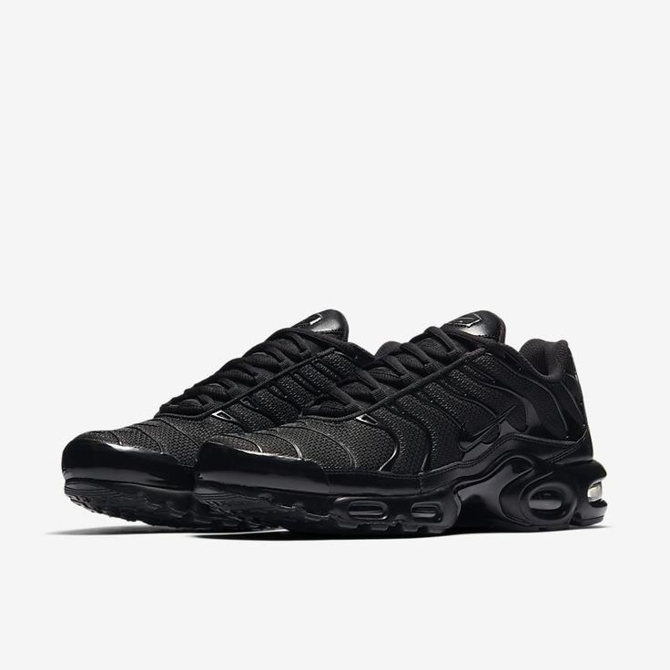Nike tn plus black
