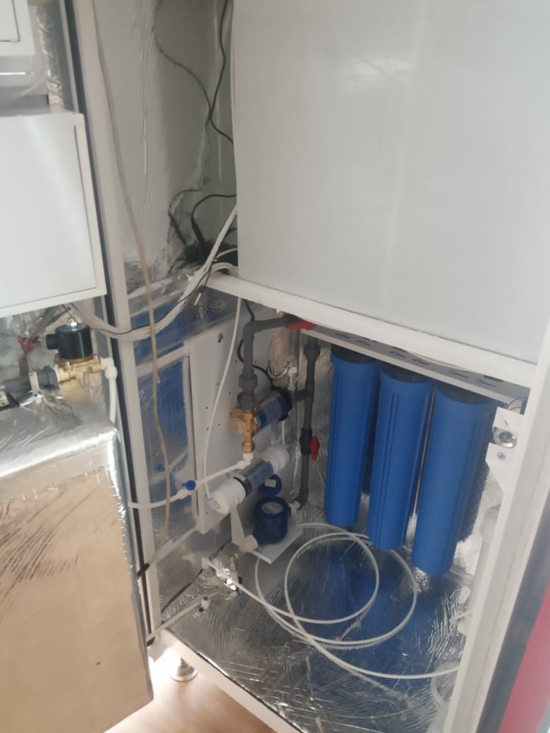 Кредит. Новые Аппараты для очистки воды снековый автомат Уличный
