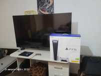 Продам полный комплект пс5 с телевизором 55 2 джойстика