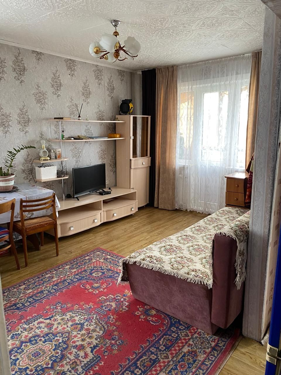 Продам 1ую кв р-н Черемушки