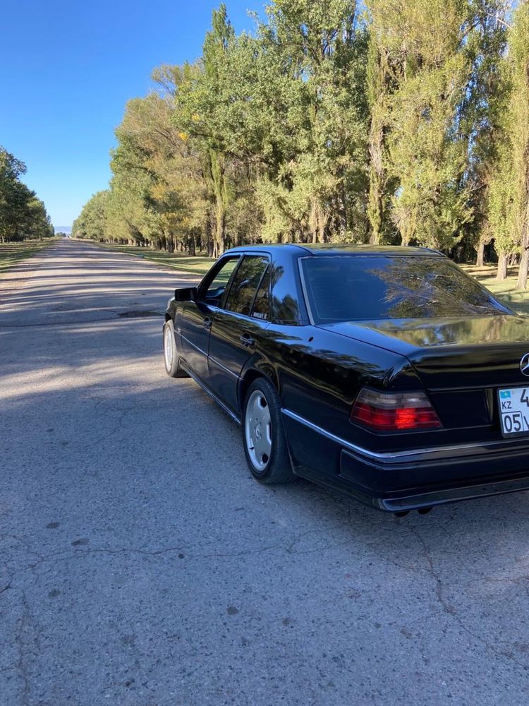 Мерседес w124 АМГ бампера , обвес пороги фара крыло ешка тюнинг мерс