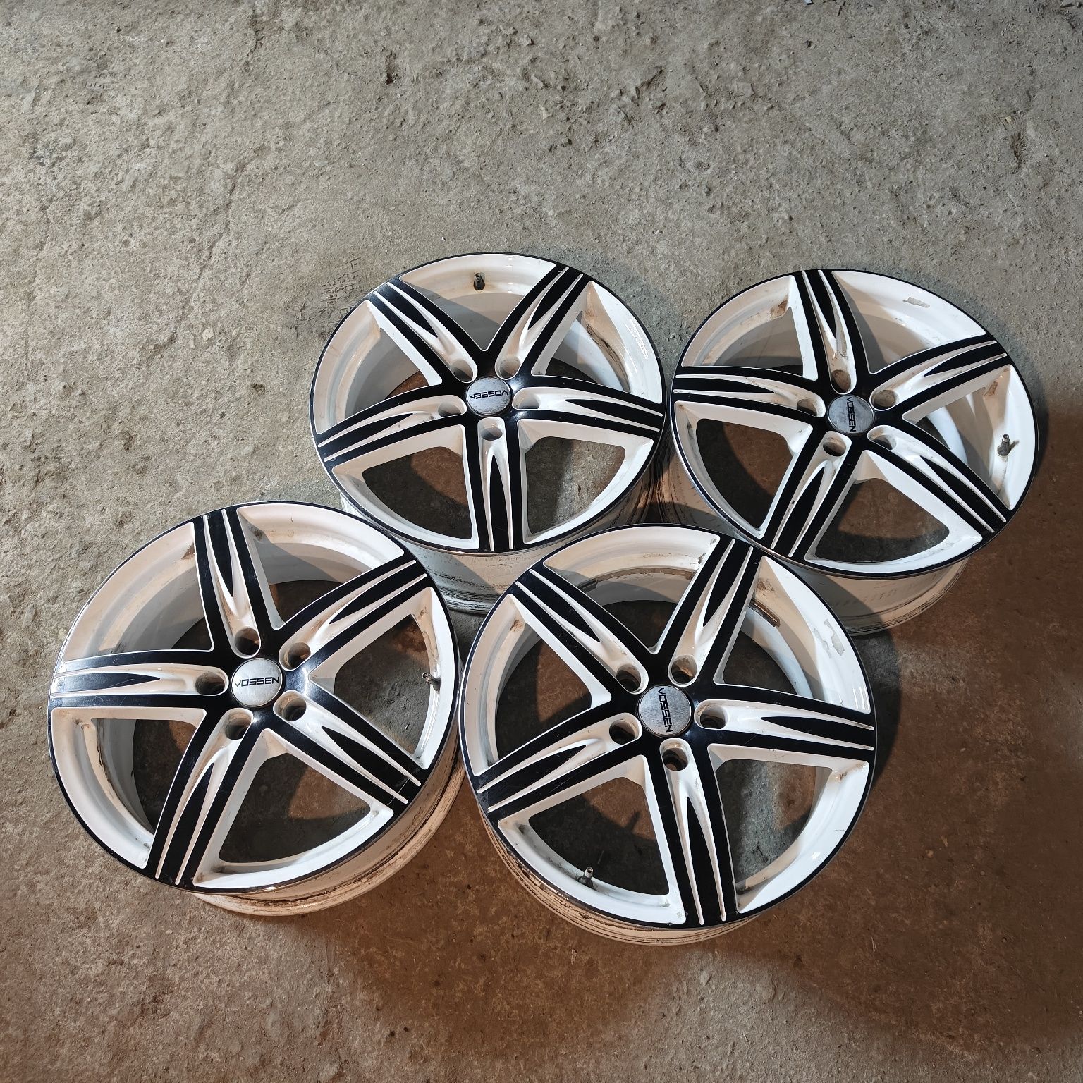 R17 PCD 5 *114,3 Комплект легкосплавных дисков