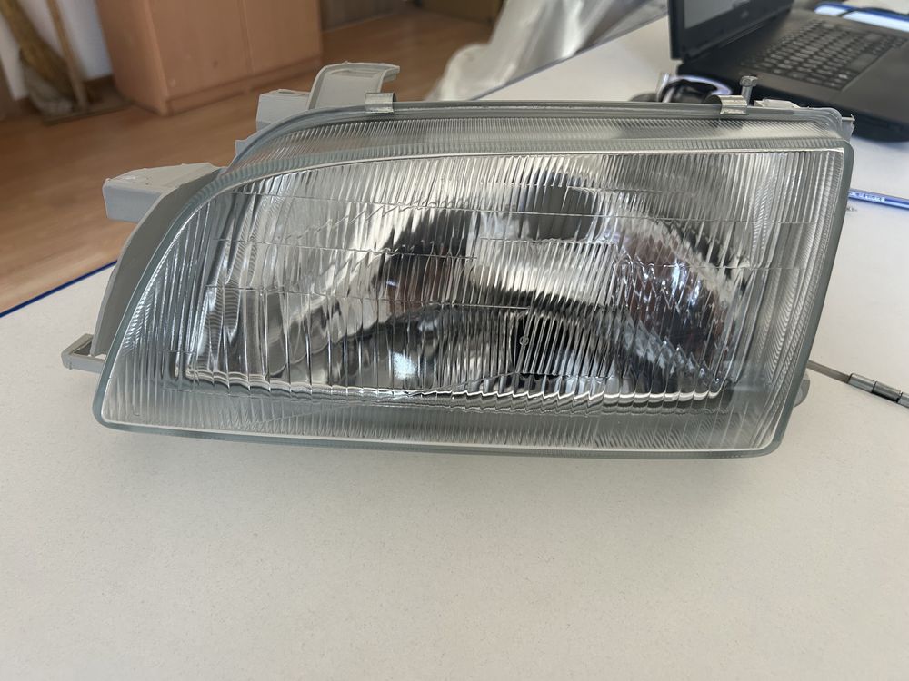 Передний бампер,капот,крылья, фары,поворотники , решетка Toyota Carina