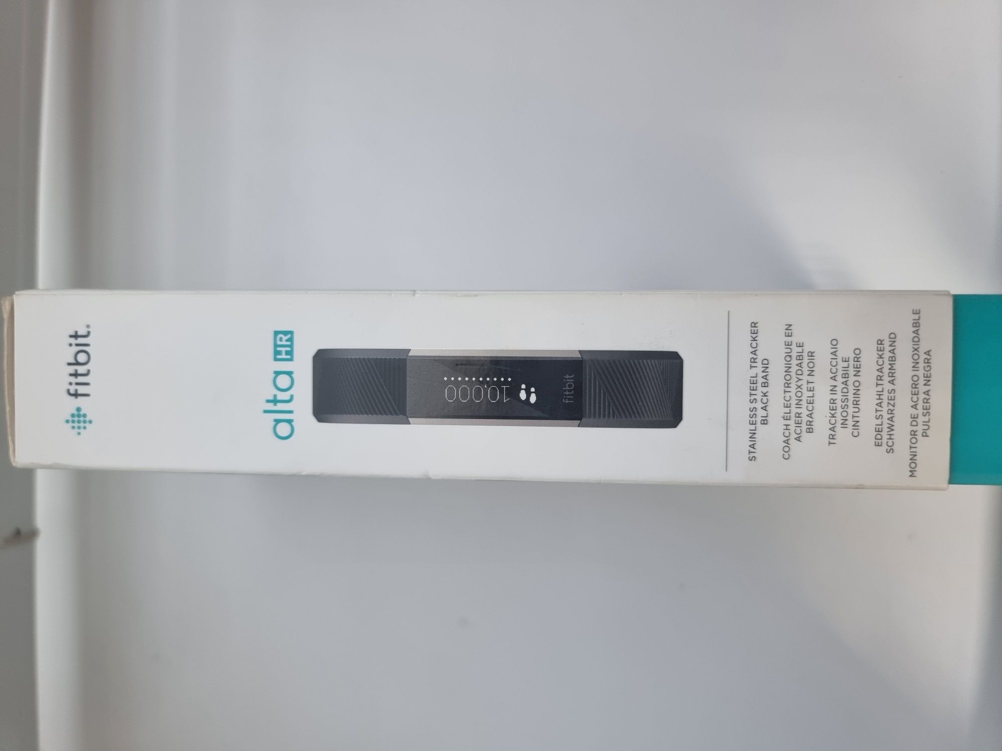 Продам часы fitbit alta HP в отличном состоянии.