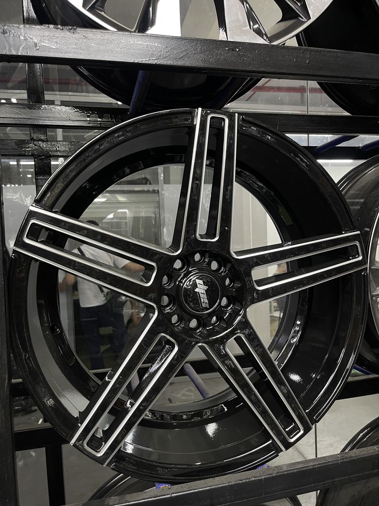 комплект диск R20 5x114.3 Toyota Lexus