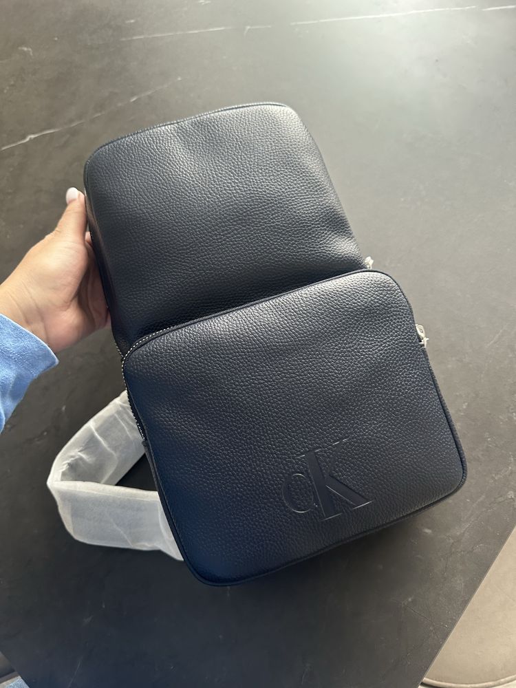 Новая сумка барсетка Calvin Klein