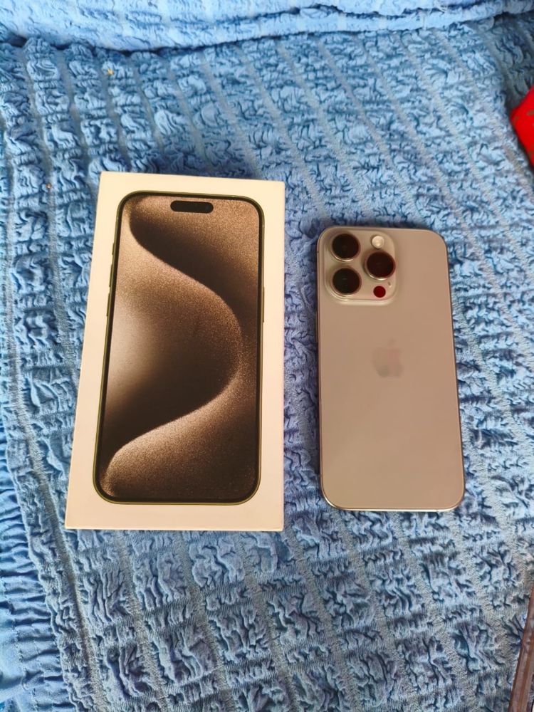 Продам Iphone 15 pro