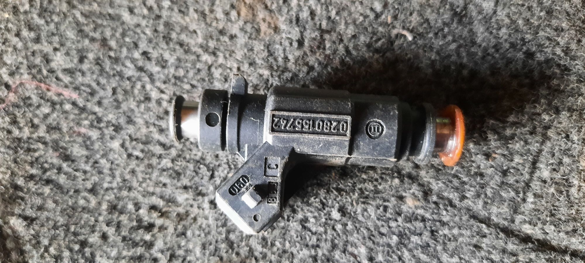 Форсунки Audi  , Mercedes-Benz 112 2.4, Mazda Cronos FS