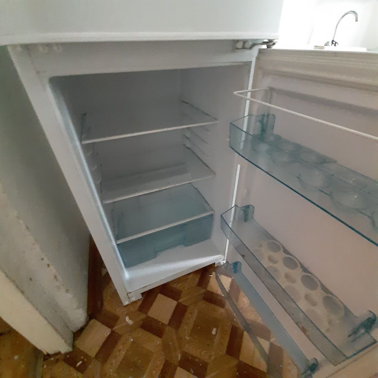 Продам холодильник бирюса