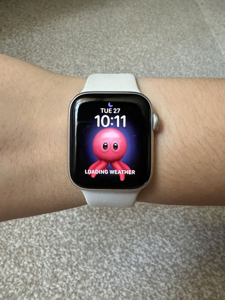 Apple watch SE 2 gen 2024, 40 mm бежевые в идеальном состоянии