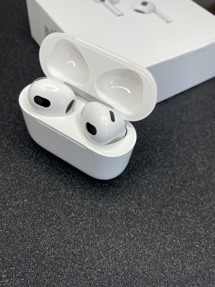 Наушники Apple .