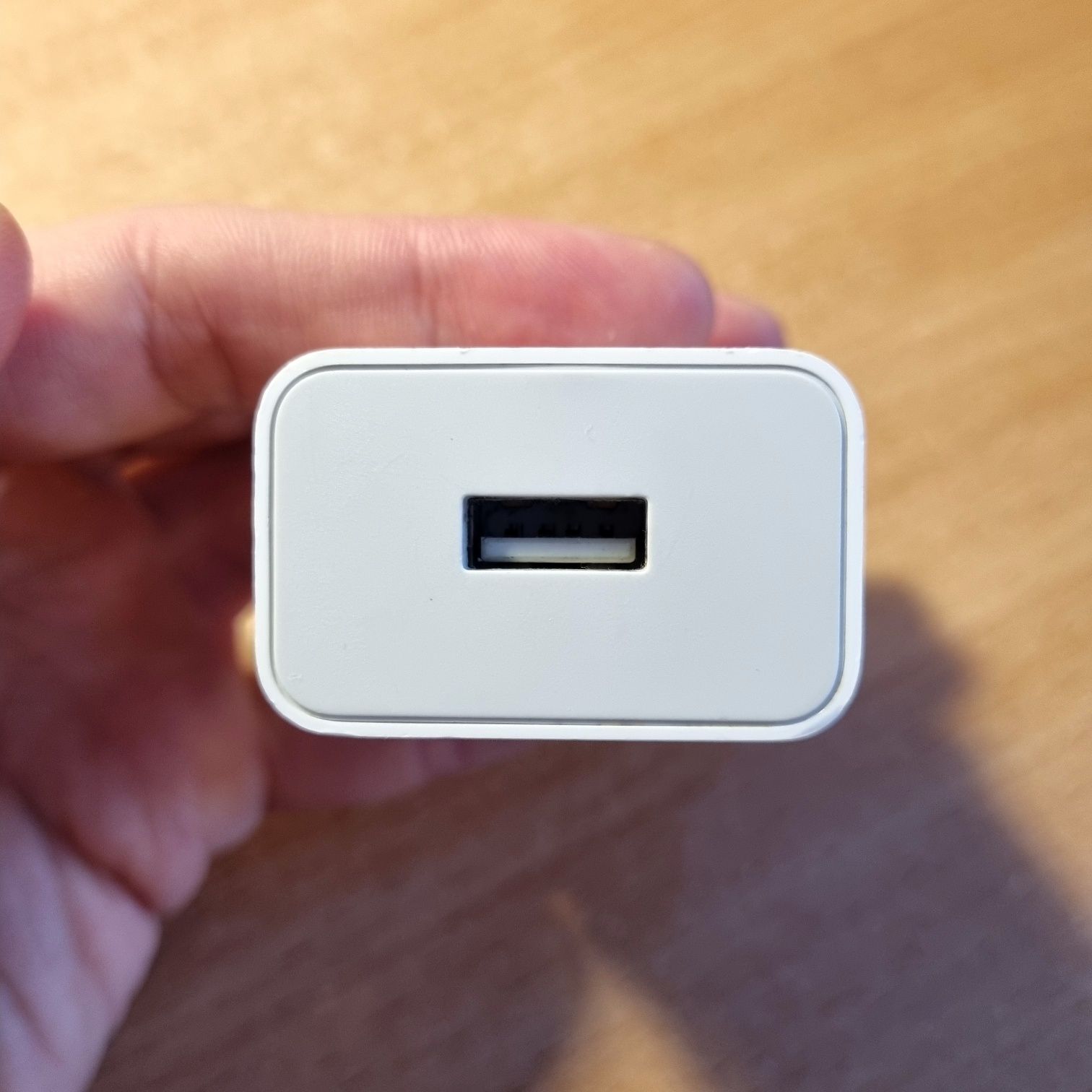 Оригинальное зарядное устройство / USB-C / 22.5W