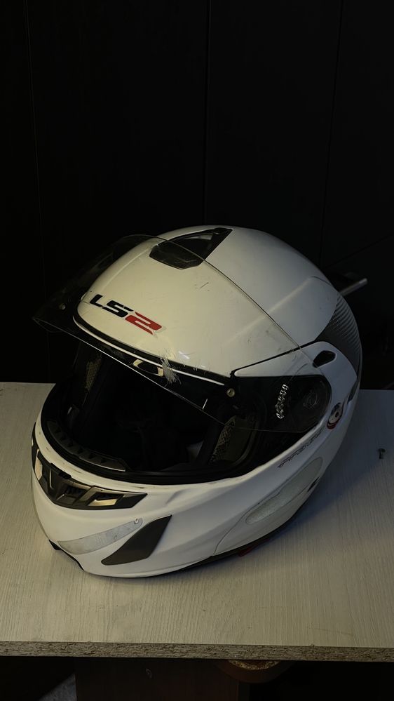 Шлем интеграл LS2 model-DELTA
