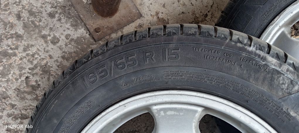 Продам Диски в сборе.