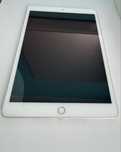 iPad (8th Generation)Wi-Fi  128 GB