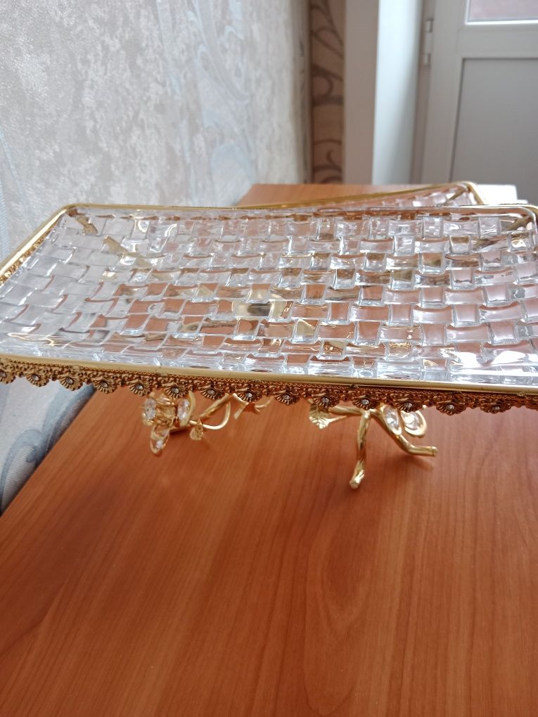 Продам фруктовницу