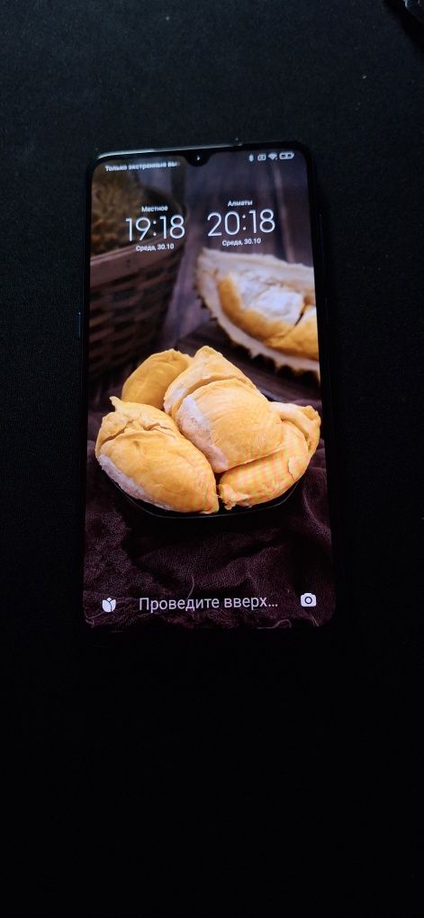 Продаю телефон Mi 9